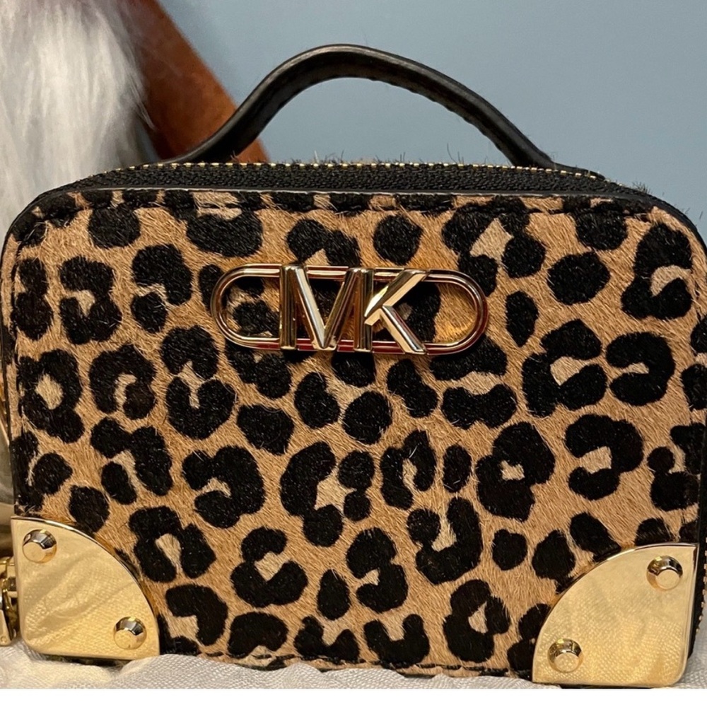 Calf hair - Small and Micro Michael Kors Estelle bags. - Picture 10 of 13